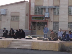 برگزاری زیارت عاشورا در کنار قبور شهدای گمنام دانشکده 3