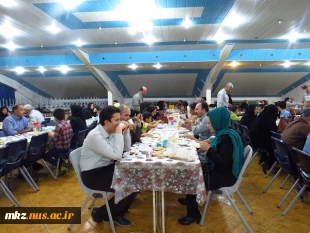 برگزاری مراسم زیارت عاشورا برمزار شهیدان گمنام دانشکده و افطاری همکاران 4