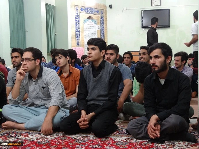 گفتمان دانشگاهی با حضرت استاد عین القضاتی در خوابگاه دانشکده  2