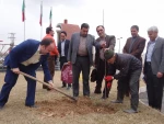 درختکاری در محوطه دانشکده به مناسب روز درختکاری 11