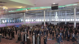 شرکت دانشجویان دانشگاه امیرکبیر در مراسم تجمع عاشورائیان ویژه دانشگاهیان در مصلی بیت المقدس اراک 7
