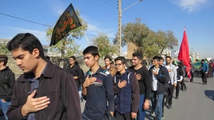 شرکت دانشجویان دانشگاه امیرکبیر در مراسم تجمع عاشورائیان ویژه دانشگاهیان در مصلی بیت المقدس اراک 11