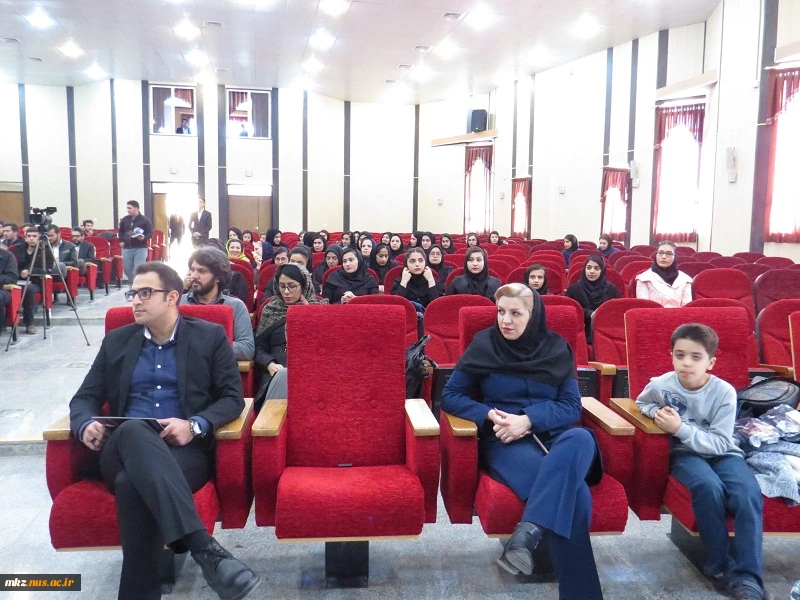 برگزاری همایش بررسی فرصت های سرمایه گذاری با همکاری کارگزاری آگاه و دانشگاه فنی امیرکبیر اراک 3