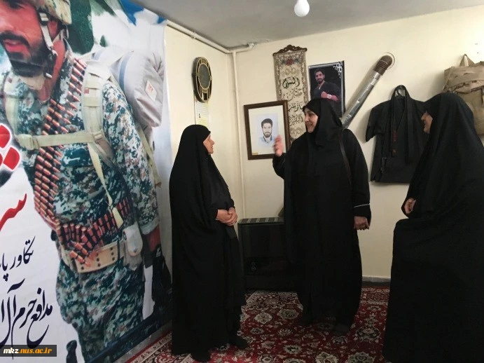 2-	بازدید ریا ست و کارکنان دانشکده از خانواده شهید  مدافع حرم سعید مسلمی 2