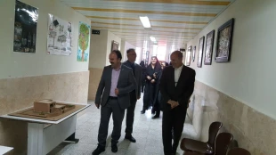 بازدید رئیس واعضای محترم کمیسیون امورآموزش مجلس شورای اسلامی و روسای محترم دانشگاه ها وادارات 2