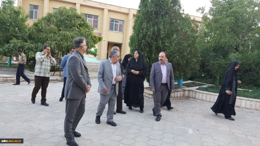 بازدید رئیس واعضای محترم کمیسیون امورآموزش مجلس شورای اسلامی و روسای محترم دانشگاه ها وادارات 4