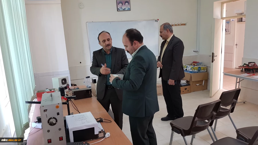 بازدید کارگروه نظارت و ارزیابی استان از دانشکده فنی و حرفه ای پسران خمین 3
