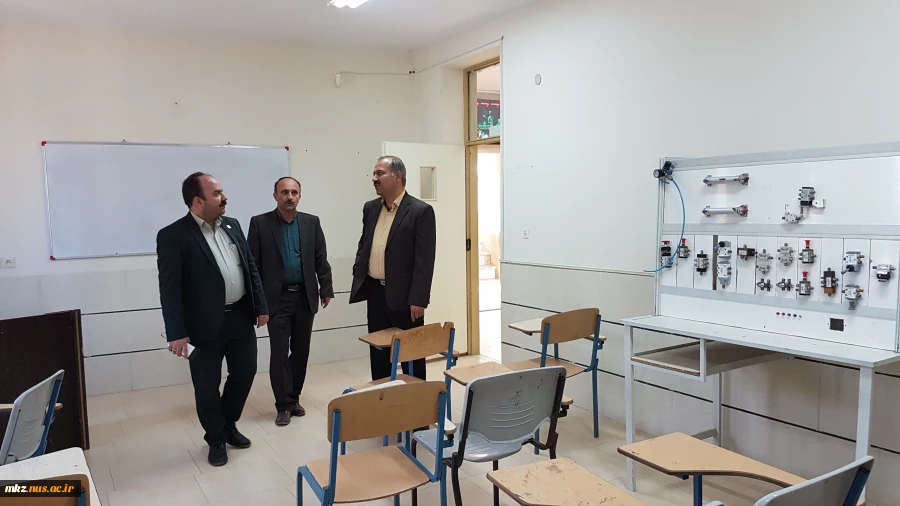 بازدید کارگروه نظارت و ارزیابی استان از دانشکده فنی و حرفه ای پسران خمین 7