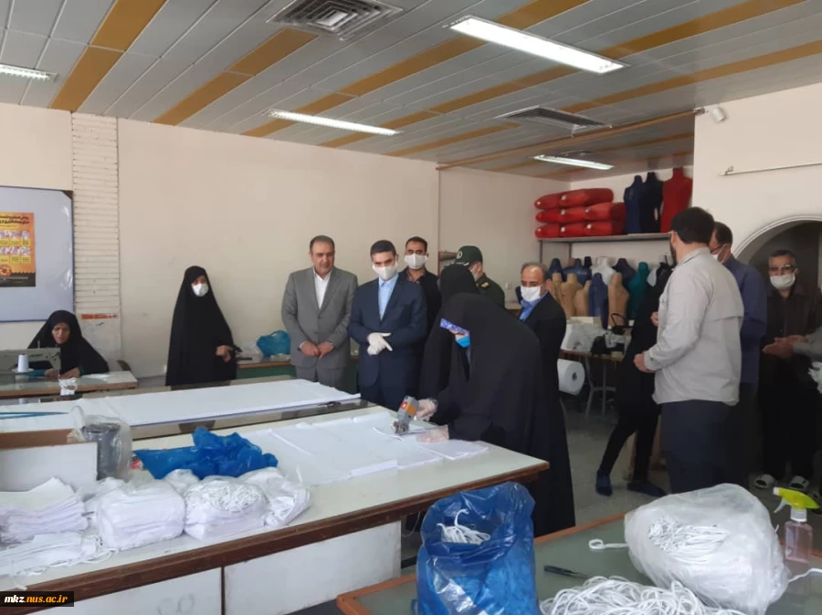 بازدید جناب آقای مهندس سیدعلی آقازاده  استاندار مرکزی از کارگاه تولید ماسک دانشگاه فنی و حرفه ای استان مرکزی واحد دختران اراک (اطهر) 2