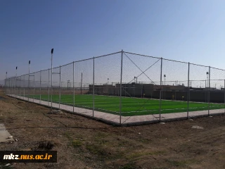زمین  فوتسال در حال ساخت چمن مصنوعی