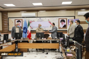 عقد تفاهم نامه همکاری و افتتاح دفتر مرکز رشد پارک علم و فناوری استان مرکزی در دانشگاه فنی و حرفه ای استان مرکزی  4