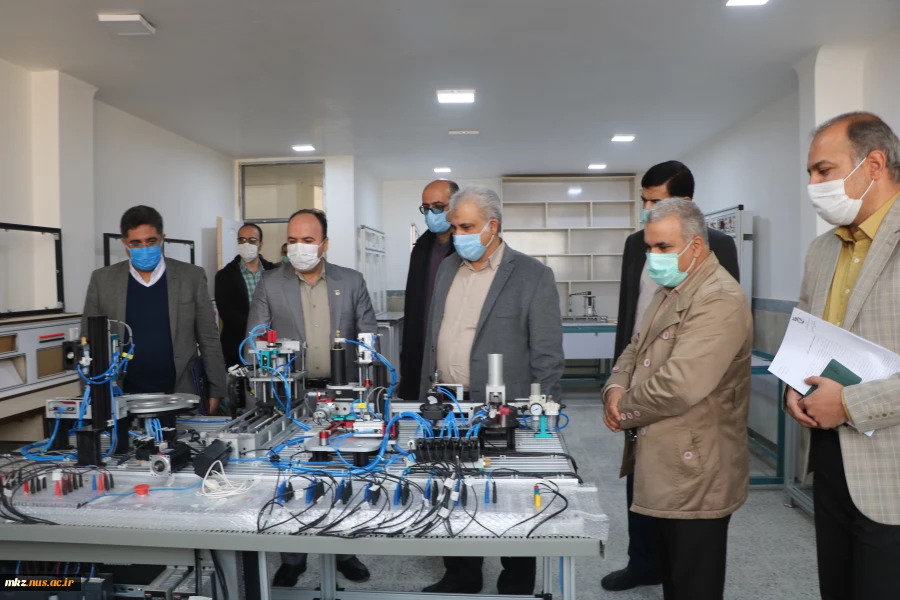 عقد تفاهم نامه همکاری و افتتاح دفتر مرکز رشد پارک علم و فناوری استان مرکزی در دانشگاه فنی و حرفه ای استان مرکزی  5