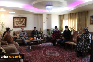 دیدار ریاست دانشگاه فنی و حرفه ای استان مرکزی با خانواده شهید معبود نیا  3