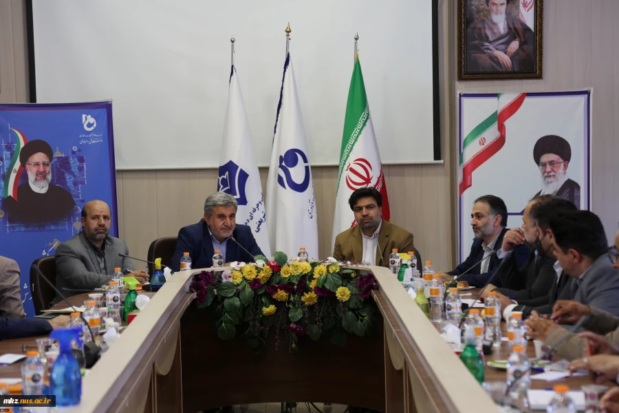 دکتر خسرویان در گردهمایی فرماندهان بسیج اساتید دانشگاه فنی و حرفه‌ای:
شهیدان چمران و طهرانی‌مقدم انسان تراز انقلاب اسلامی هستند
 5