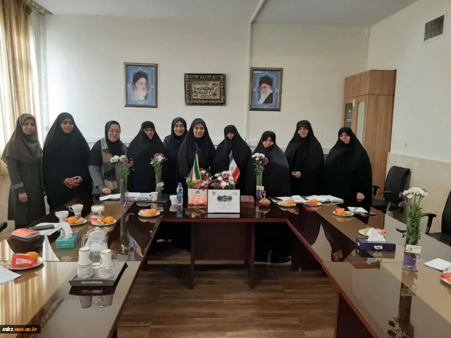 برگزاری جلسه جلسه وحدت حوزه و دانشگاه در دانشکده فنی و حرفه ای دختران اراک 3