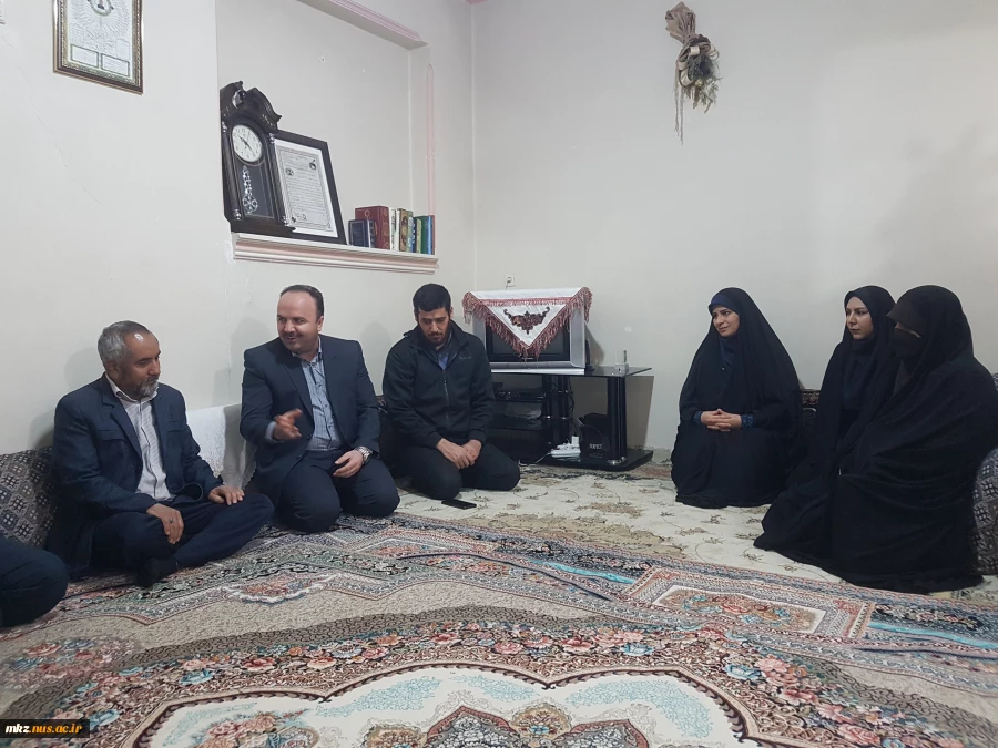 دیدار با خانواده شهدای مدافع حرم به مناسبت 22 اسفند ماه روز بزرگداشت مقام شهدا  5
